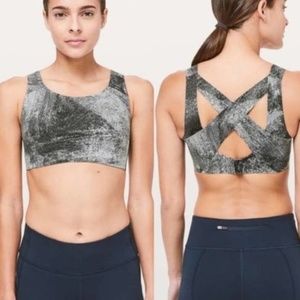 Lululemon Enlite Bra 34C Gray/Blk Pixel EUC